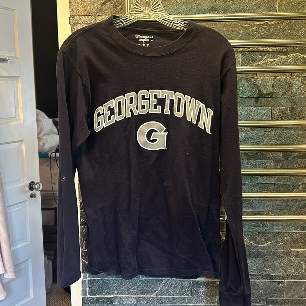 Georgetown Champion Long sleeve Size: S